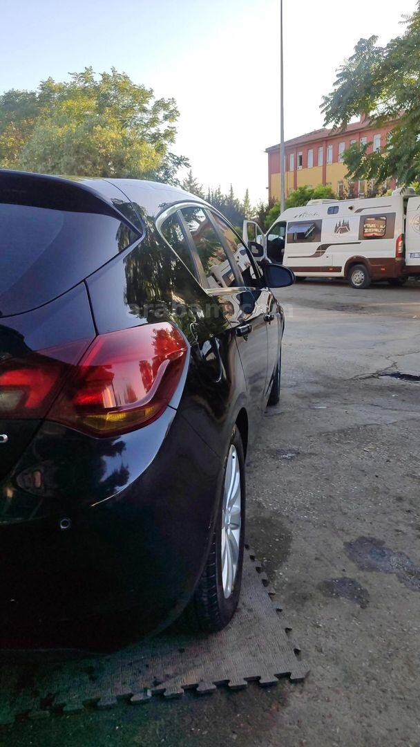 Sahibinden Opel Astra 1.4 T Enjoy 2011 Model Malatya 245.000 km Siyah 7
