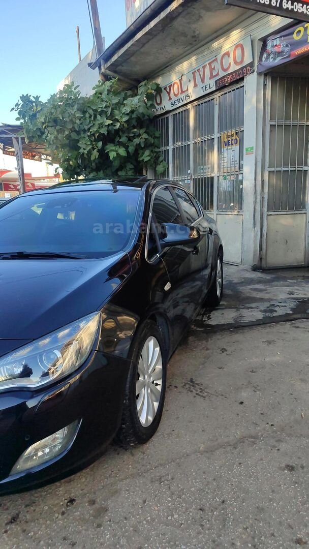 Sahibinden Opel Astra 1.4 T Enjoy 2011 Model Malatya 245.000 km Siyah 2