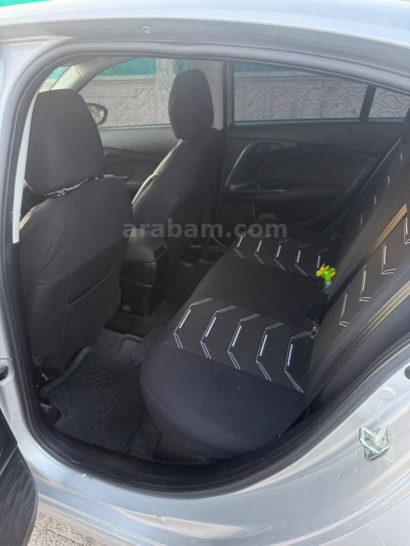 Sahibinden Fiat Egea 1.6 Multijet Easy 2018 Model Batman 122.800 km Gri (Gümüş) 5