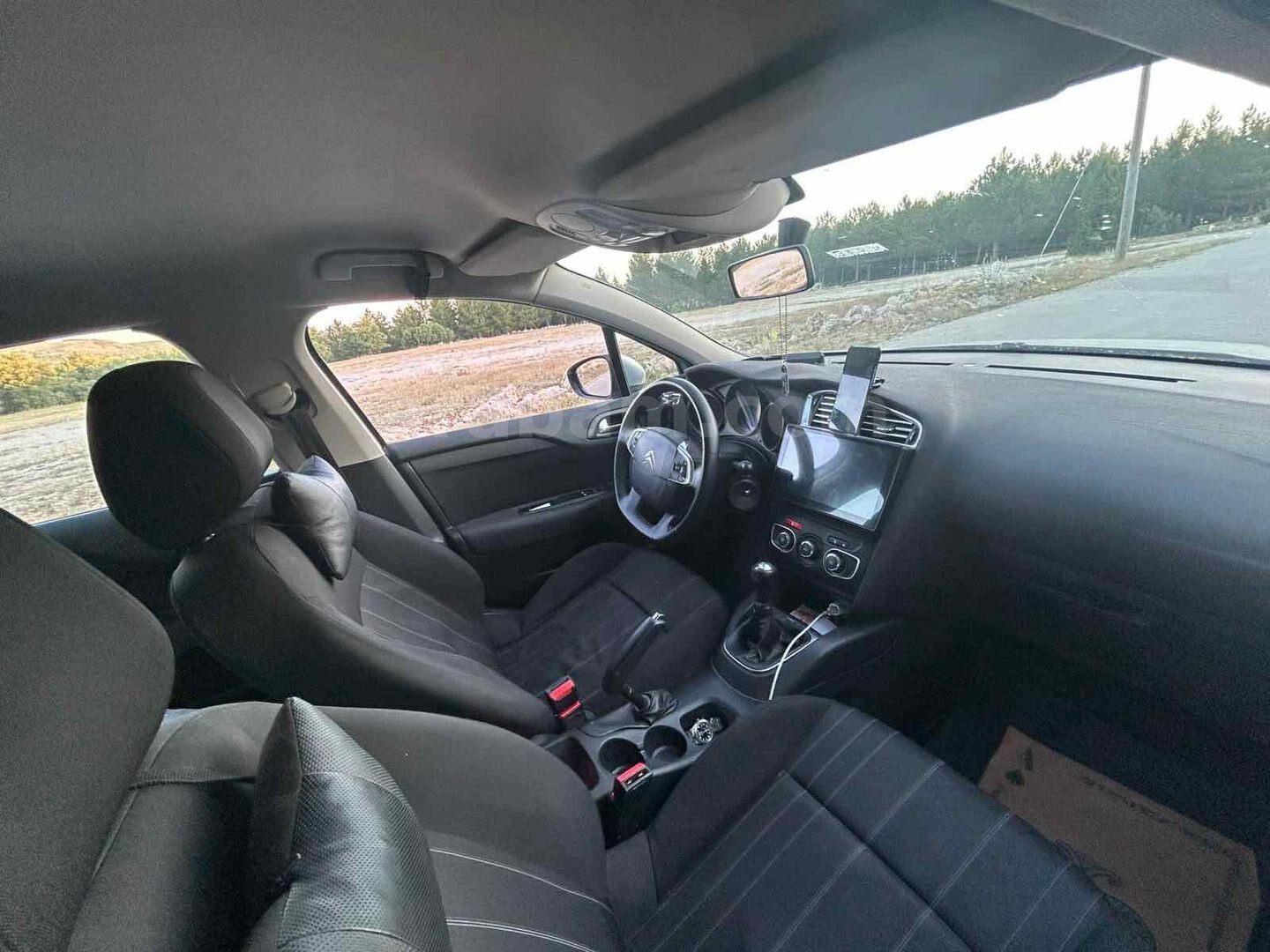 Sahibinden Citroen C4 1.6 HDi Confort 2012 Model İstanbul 237.000 km Gri 2