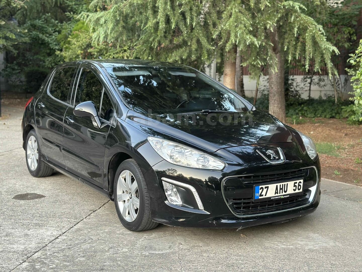 Galeriden Peugeot 308 1.6 e-HDi Active 2013 Model İstanbul 129.000 km Siyah 5