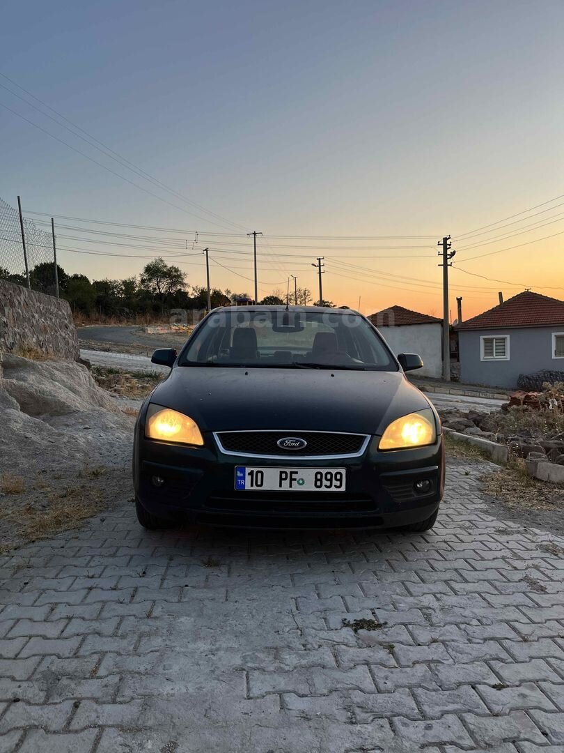 Sahibinden Ford Focus 1.6 TDCi Ghia 2007 Model İzmir 260.880 km Yeşil (metalik) 3
