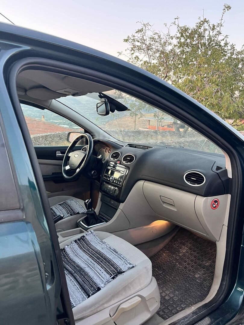 Sahibinden Ford Focus 1.6 TDCi Ghia 2007 Model İzmir 260.880 km Yeşil (metalik) 7