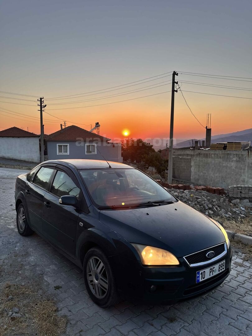 Sahibinden Ford Focus 1.6 TDCi Ghia 2007 Model İzmir 260.880 km Yeşil (metalik) 2
