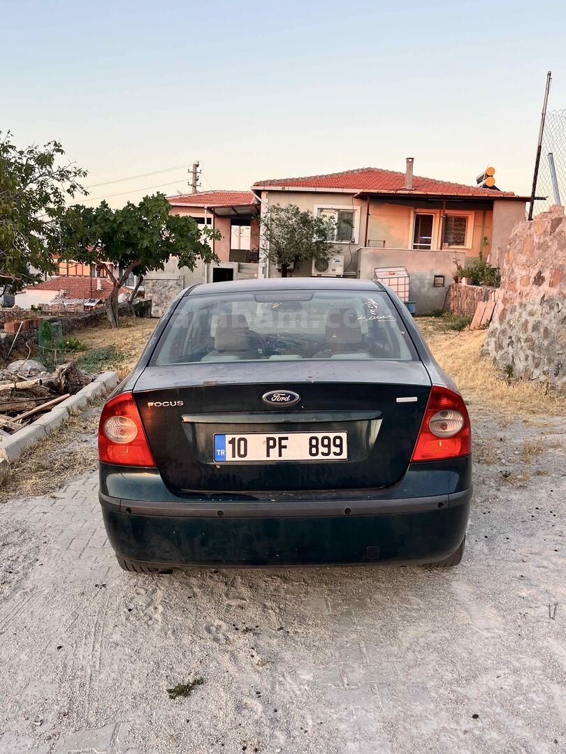 Sahibinden Ford Focus 1.6 TDCi Ghia 2007 Model İzmir 260.880 km Yeşil (metalik) 4
