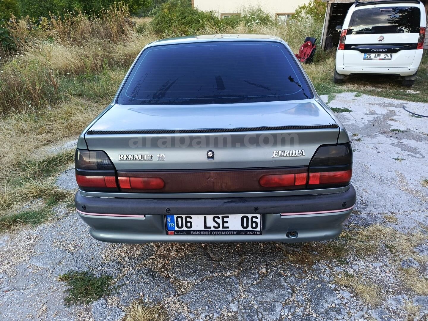 Sahibinden Renault R 19 1.4 Europa RNA 1999 Model Ankara 273.000 km Gri (Gümüş) 2