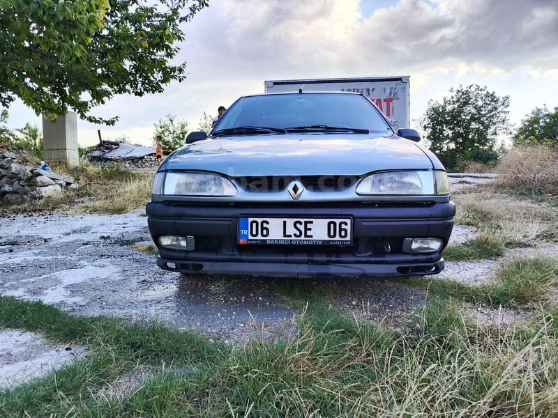 Sahibinden Renault R 19 1.4 Europa RNA 1999 Model Ankara 273.000 km Gri (Gümüş)