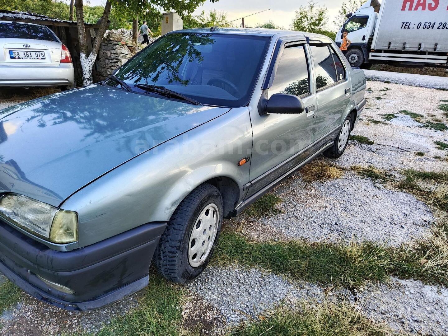 Sahibinden Renault R 19 1.4 Europa RNA 1999 Model Ankara 273.000 km Gri (Gümüş) 4