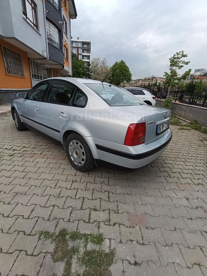 Sahibinden Volkswagen Passat 1.8 Comfortline 2000 Model Ankara 196.000 km Gri (Gümüş) 3