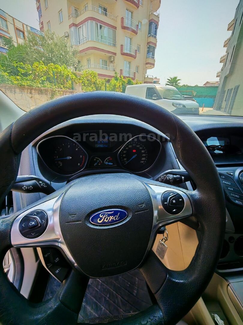 Sahibinden Ford Focus 1.6 TDCi Trend X 2014 Model Mersin 221.000 km Beyaz 5
