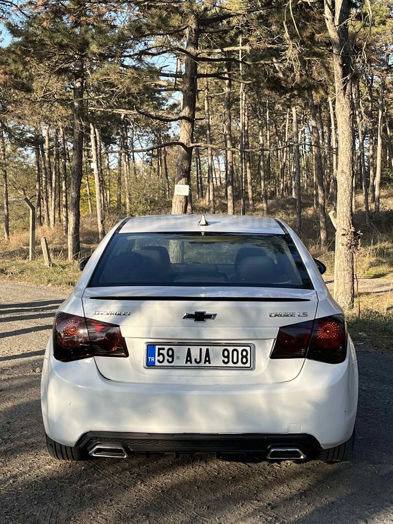 Sahibinden Chevrolet Cruze 1.6 LS 2010 Model Tekirdağ 207.000 km Beyaz 6