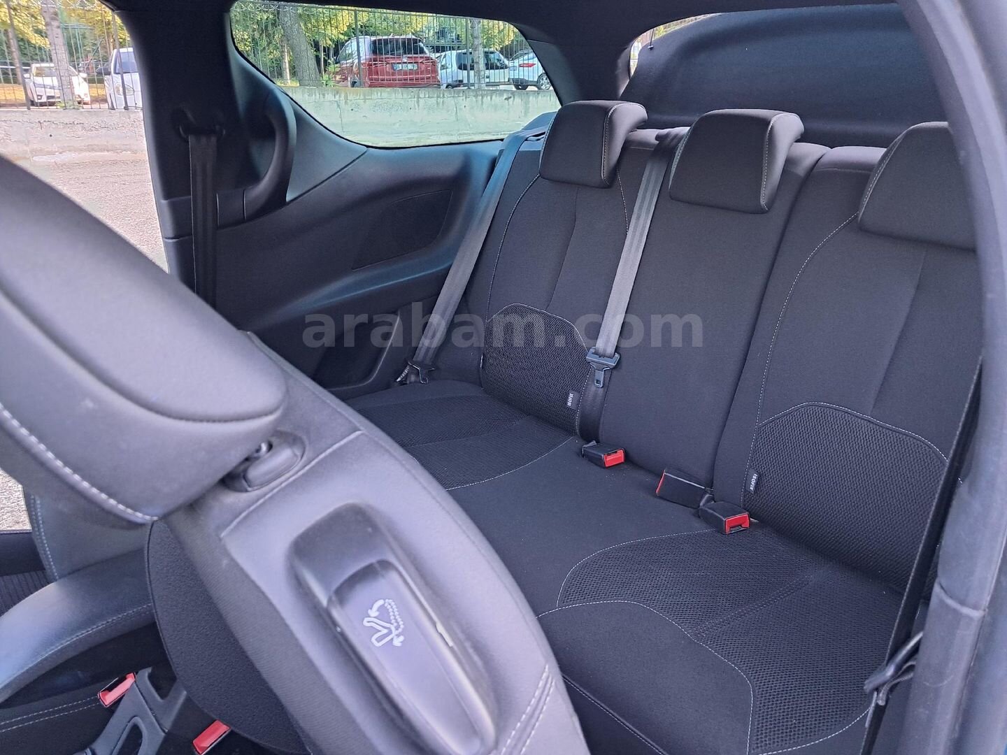 Sahibinden DS Automobiles DS3 1.2 PureTech 2016 Model Ankara 57.000 km Mavi 6