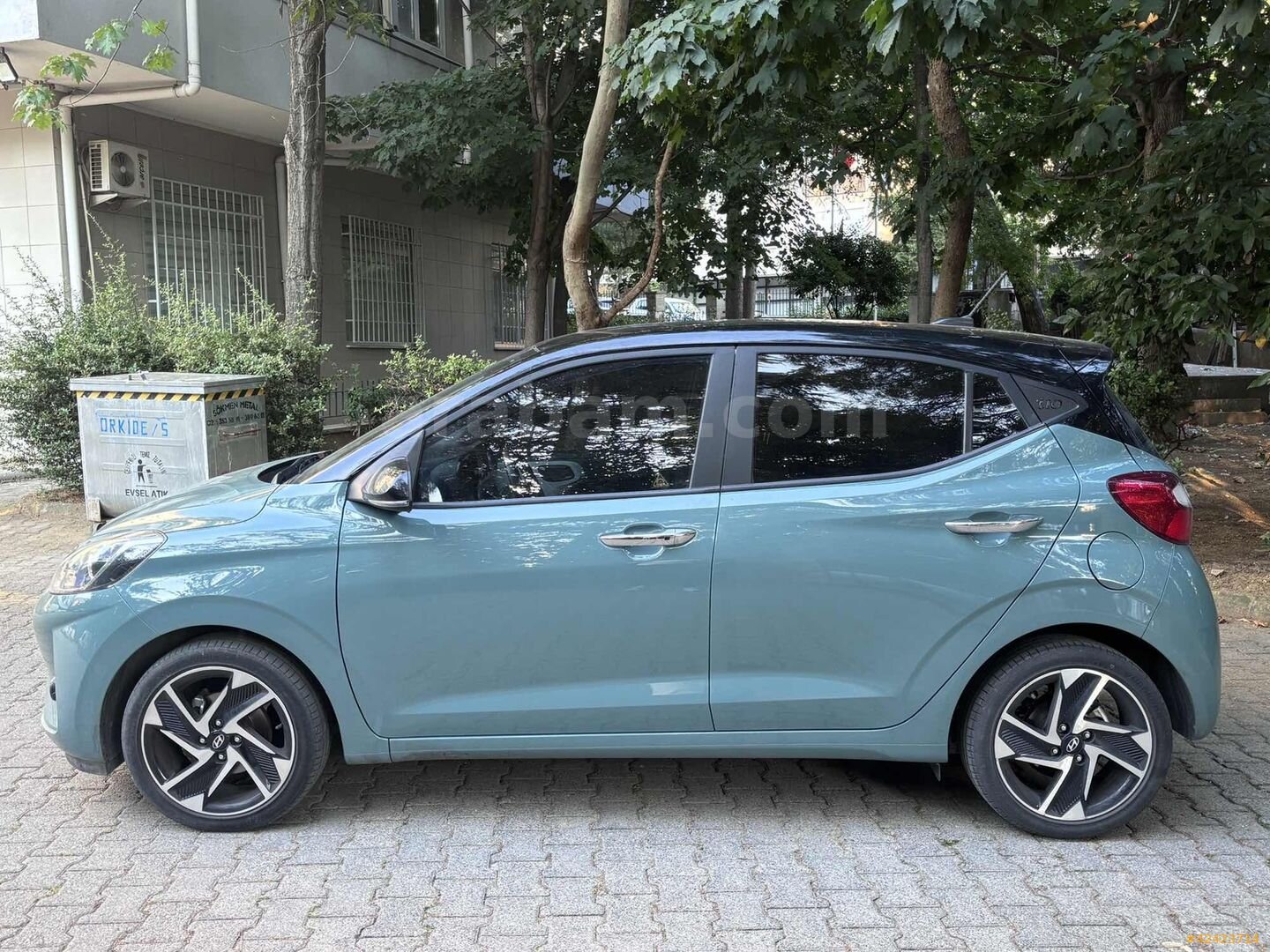 Galeriden Hyundai i10 1.2 MPI Elite 2024 Model İstanbul 18.000 km Yeşil 4