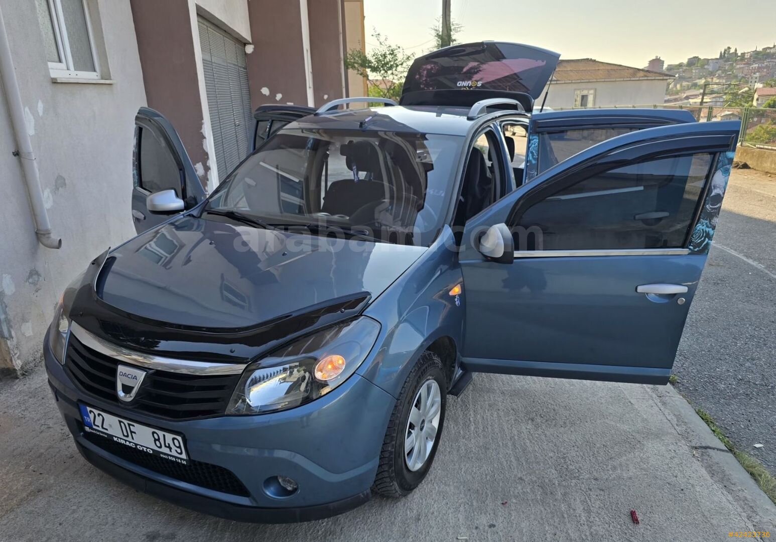 Galeriden Dacia Sandero 1.4 Laureate 2009 Model Kocaeli 198.000 km Mavi 5