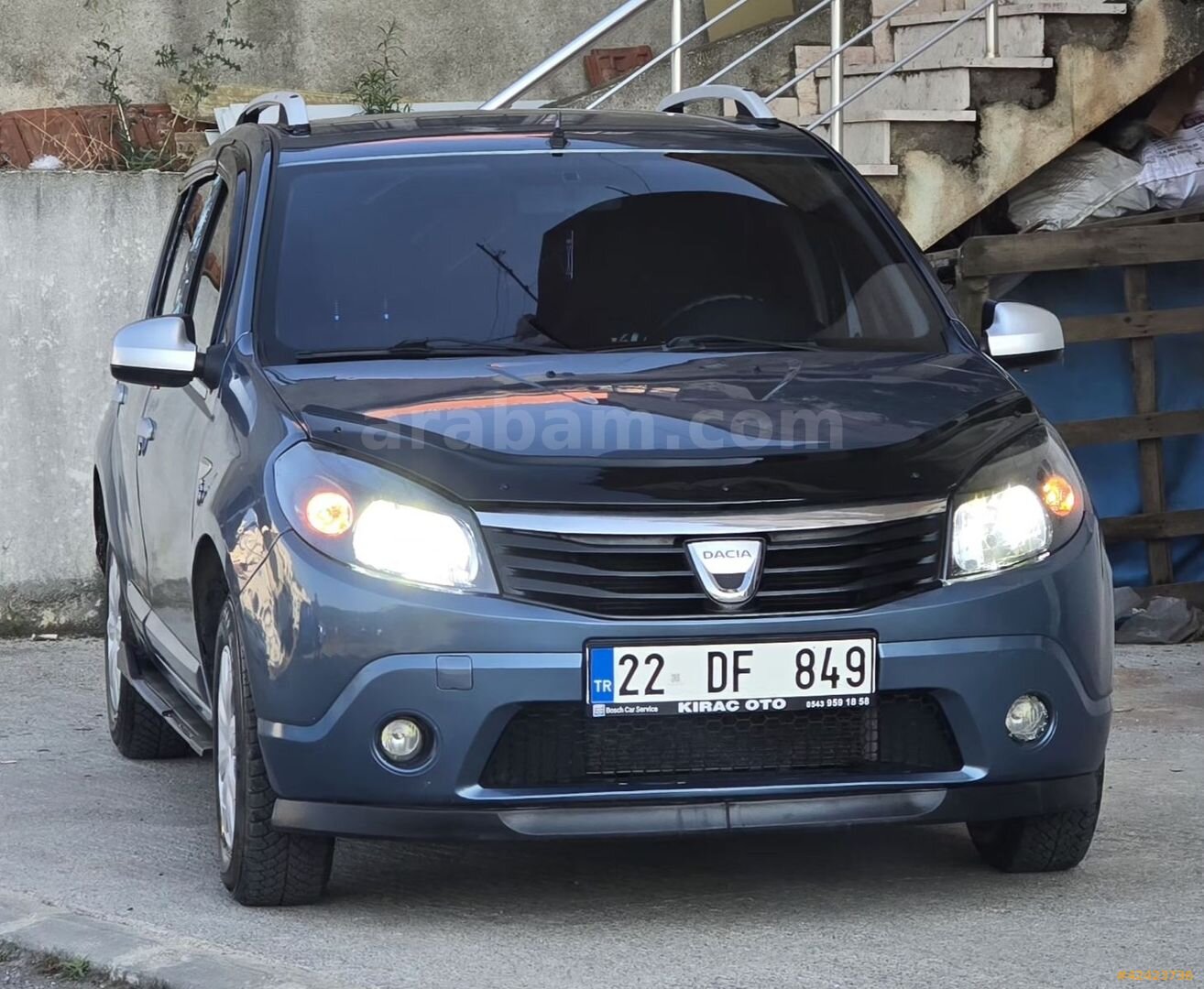 Galeriden Dacia Sandero 1.4 Laureate 2009 Model Kocaeli 198.000 km Mavi 3