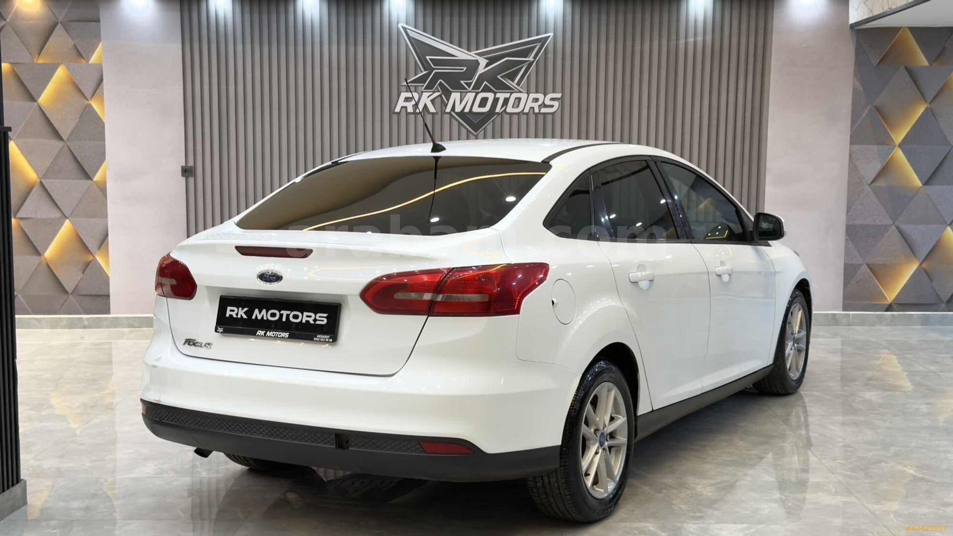 Galeriden Ford Focus 1.6 TDCi Trend X 2015 Model Aksaray 171.000 km Beyaz 4