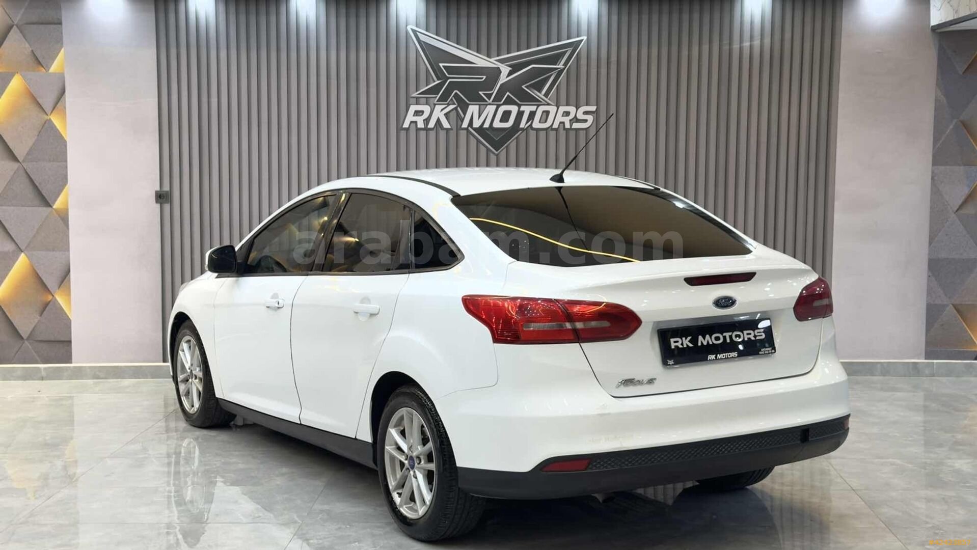 Galeriden Ford Focus 1.6 TDCi Trend X 2015 Model Aksaray 171.000 km Beyaz 6