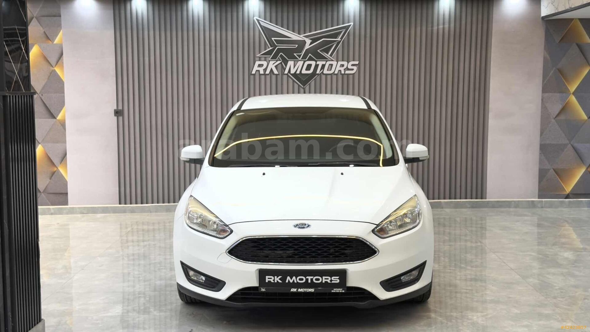 Galeriden Ford Focus 1.6 TDCi Trend X 2015 Model Aksaray 171.000 km Beyaz 2