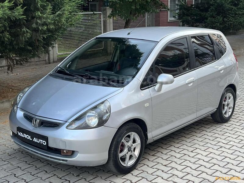 Galeriden Honda Jazz 1.4 LS 2004 Model Tekirdağ 248.000 km Gri