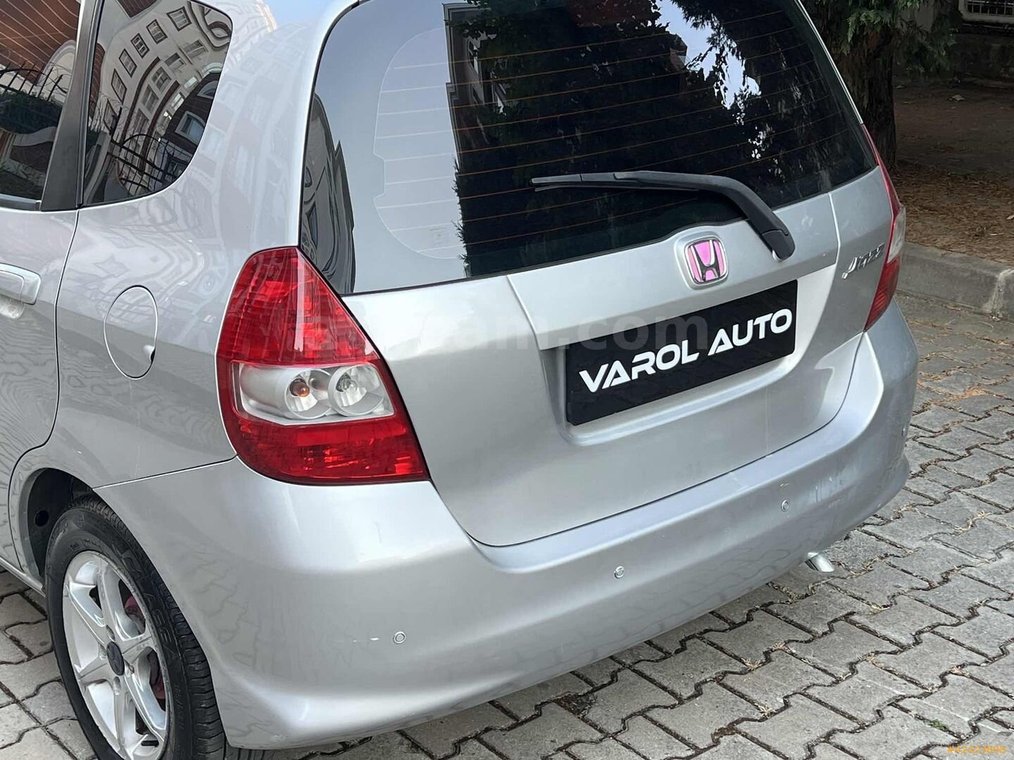 Galeriden Honda Jazz 1.4 LS 2004 Model Tekirdağ 248.000 km Gri 5