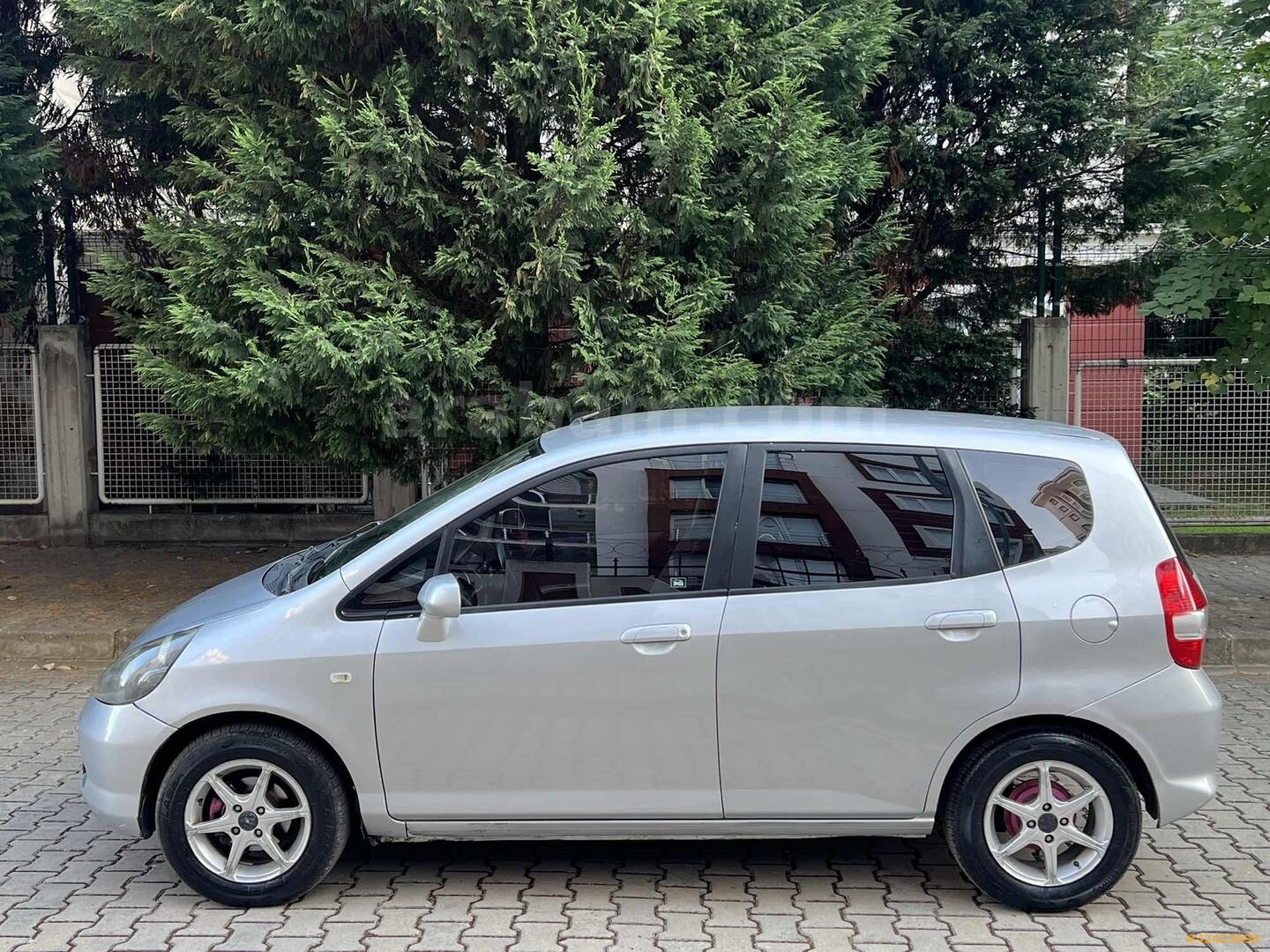Galeriden Honda Jazz 1.4 LS 2004 Model Tekirdağ 248.000 km Gri 3