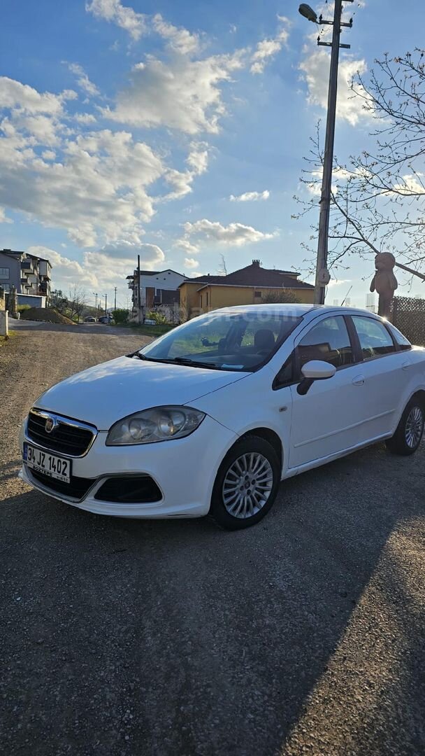 Sahibinden Fiat Linea 1.3 Multijet Pop 2015 Model İstanbul 308.000 km Beyaz 3