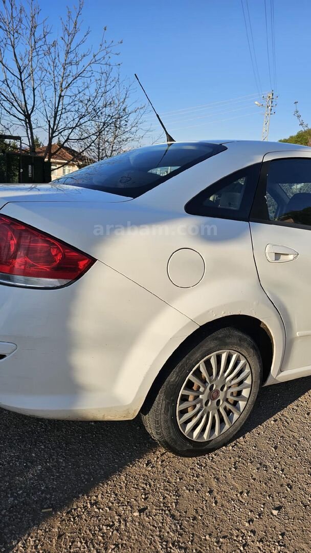 Sahibinden Fiat Linea 1.3 Multijet Pop 2015 Model İstanbul 308.000 km Beyaz 7