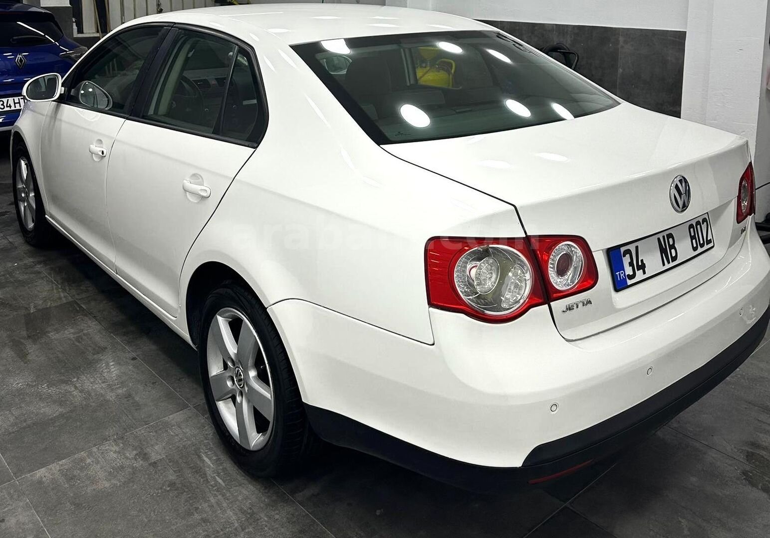Sahibinden Volkswagen Jetta 1.4 TSi Tour 2009 Model İstanbul 180.000 km Beyaz 4