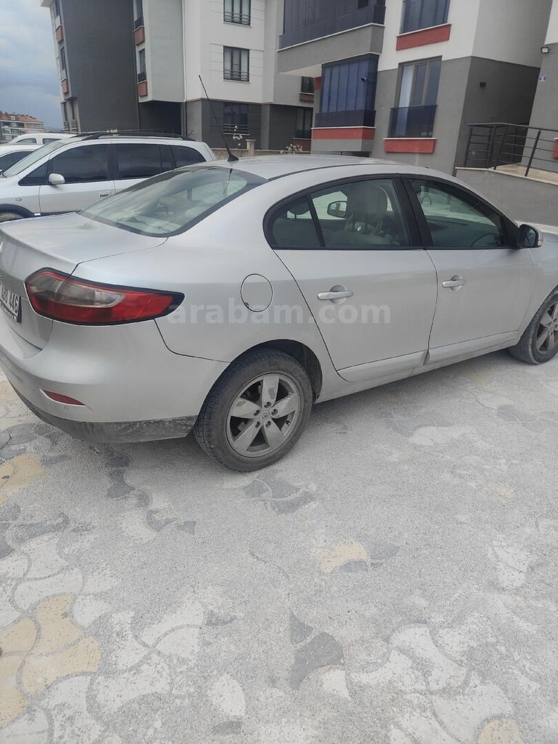Sahibinden Renault Fluence 1.5 dCi Extreme 2011 Model Konya 251.000 km Gri (Gümüş) 1