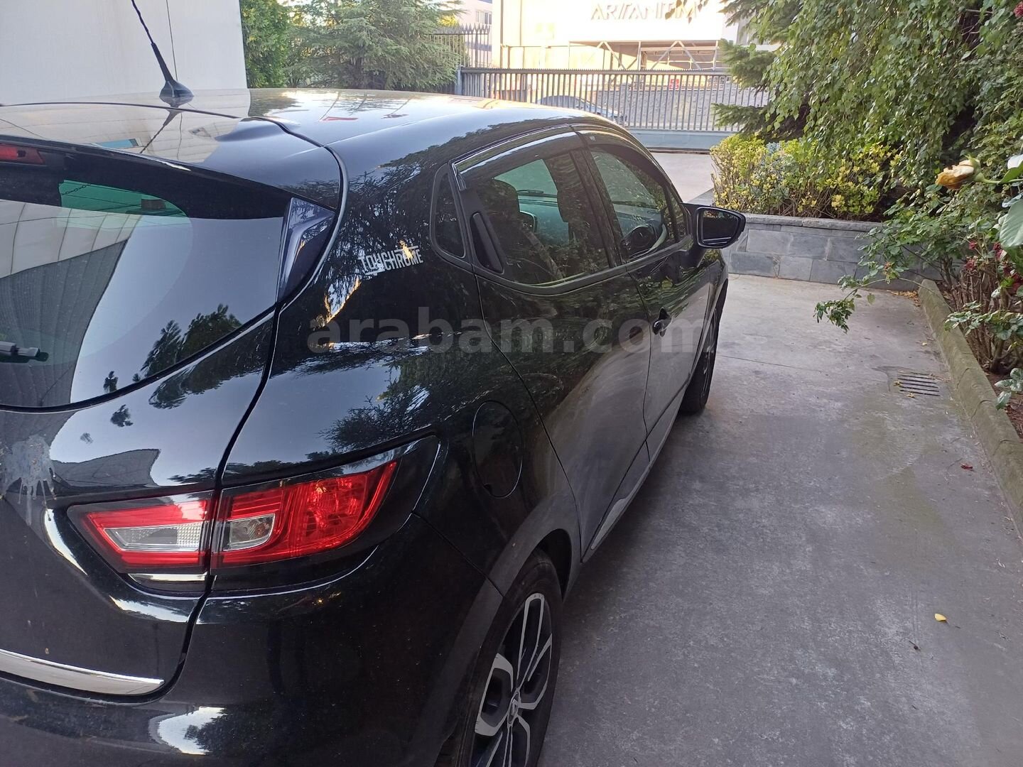 Sahibinden Renault Clio 1.2 Touchrome 2017 Model İstanbul 67.000 km Siyah 3