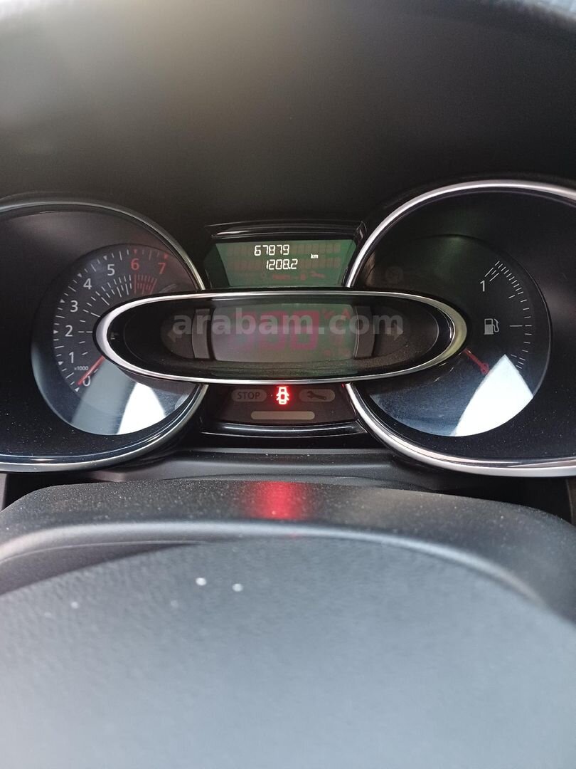 Sahibinden Renault Clio 1.2 Touchrome 2017 Model İstanbul 67.000 km Siyah 2