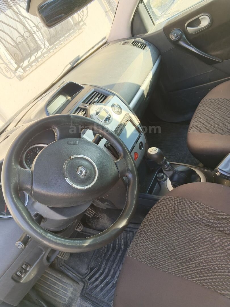 Sahibinden Renault Megane 1.5 dCi Privilege 2009 Model Tekirdağ 305.000 km Siyah 6