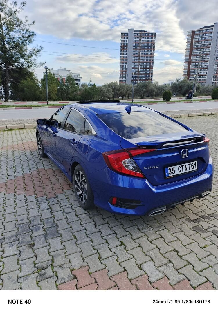 Sahibinden Honda Civic 1.6i VTEC Eco Elegance 2016 Model İzmir 130.000 km Mavi 5