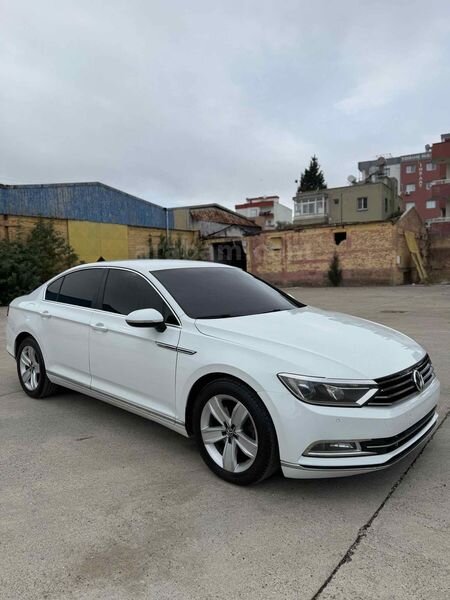 Sahibinden Volkswagen Passat 1.6 TDi BlueMotion Comfortline 2016 Model Antalya 242.000 km Beyaz