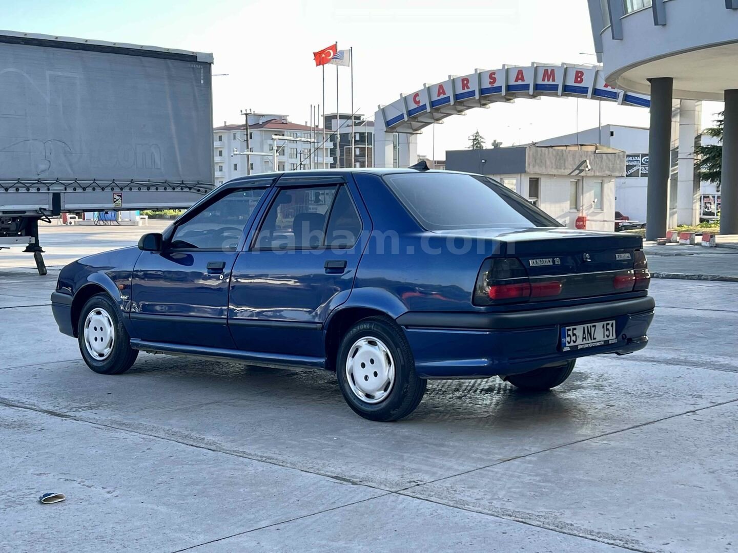 Galeriden Renault R 19 1.6 Europa RNE 1998 Model Samsun 227.000 km Mavi (metalik) 5