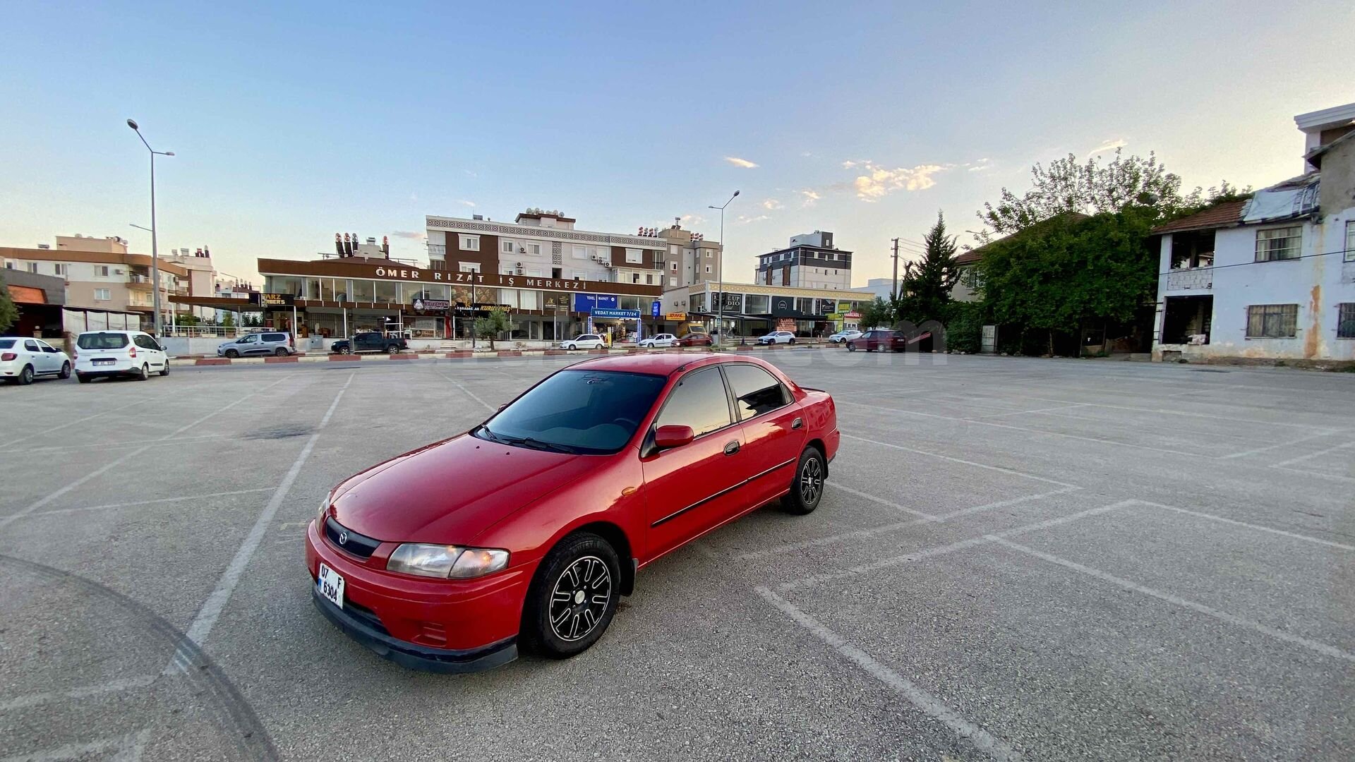 Sahibinden Mazda 323 1.8 Familia 1997 Model Antalya 400.000 km Kırmızı 3