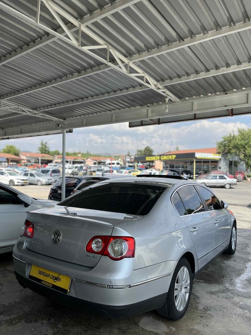 Galeriden Volkswagen Passat 2.0 TDi Highline 2008 Model Kırşehir 386.000 km Gri (Gümüş) 5