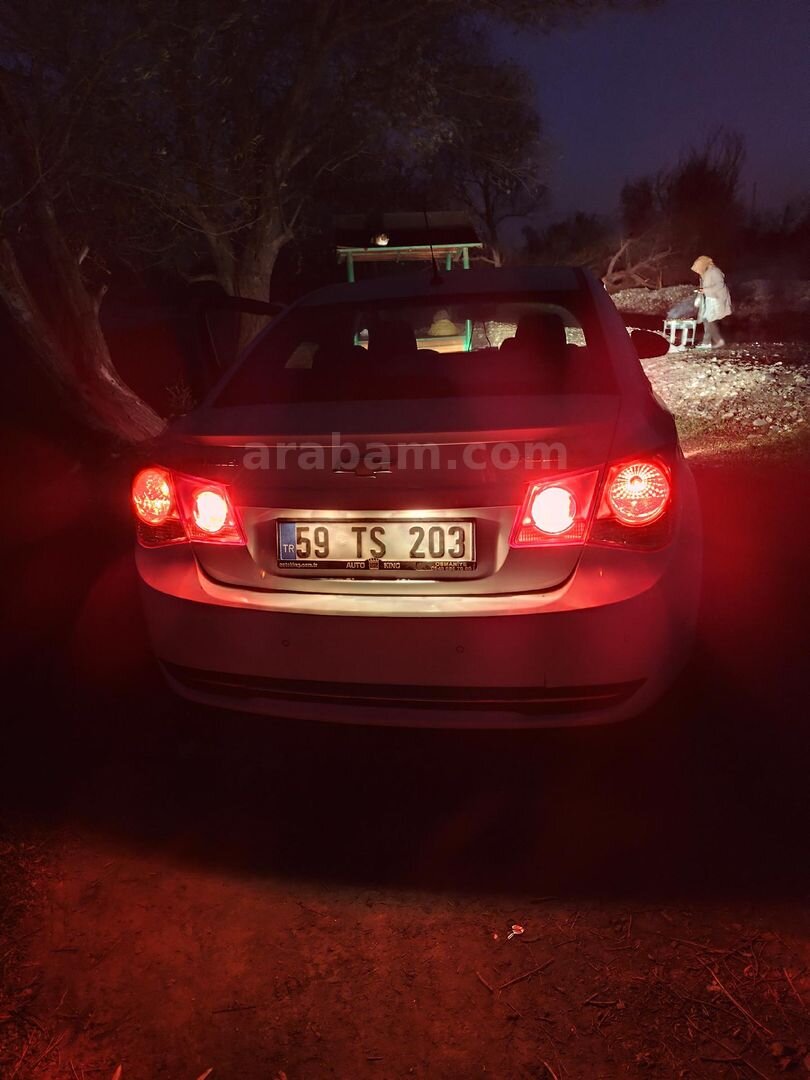 Sahibinden Chevrolet Cruze 1.6 WTCC Edition 2011 Model Osmaniye 174.500 km Beyaz 6