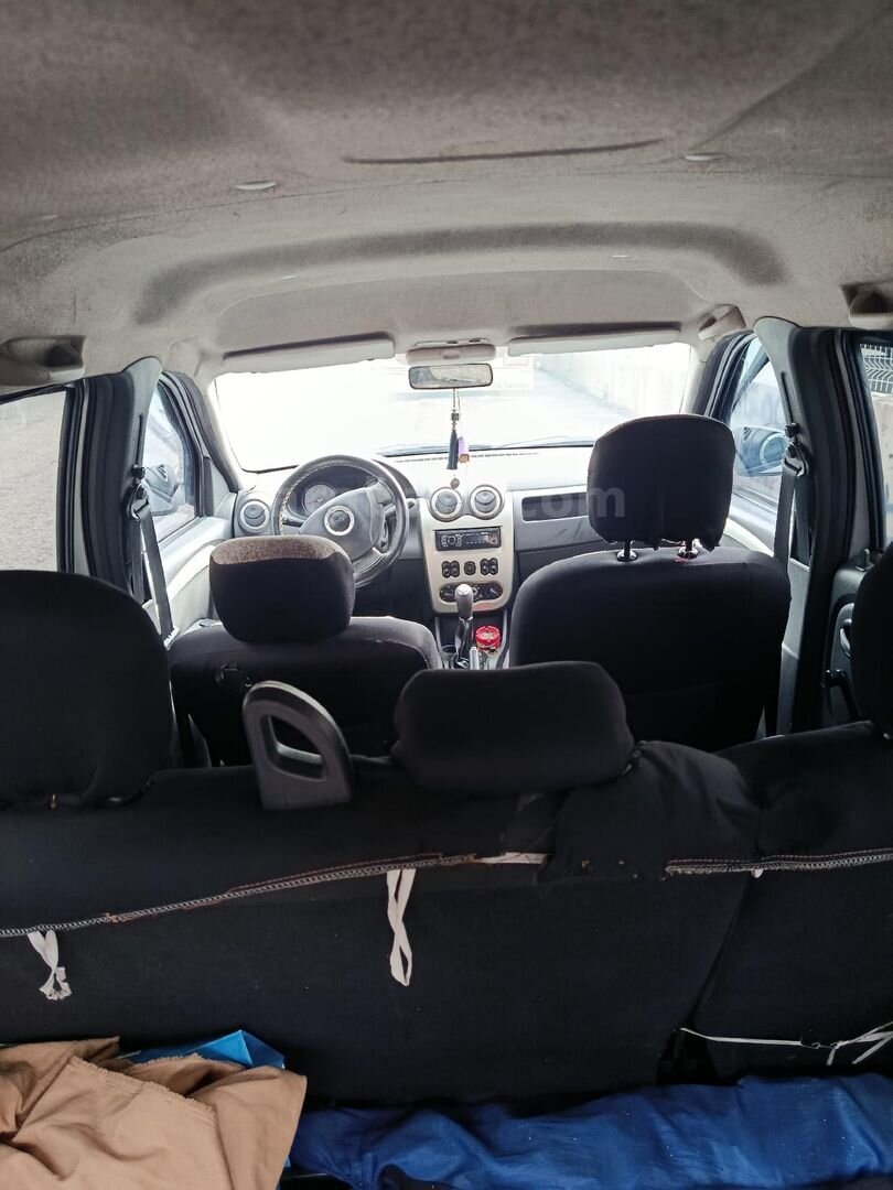 Sahibinden Dacia Logan 1.5 dCi MCV Black Line 2011 Model Ankara 270.000 km Gri 6
