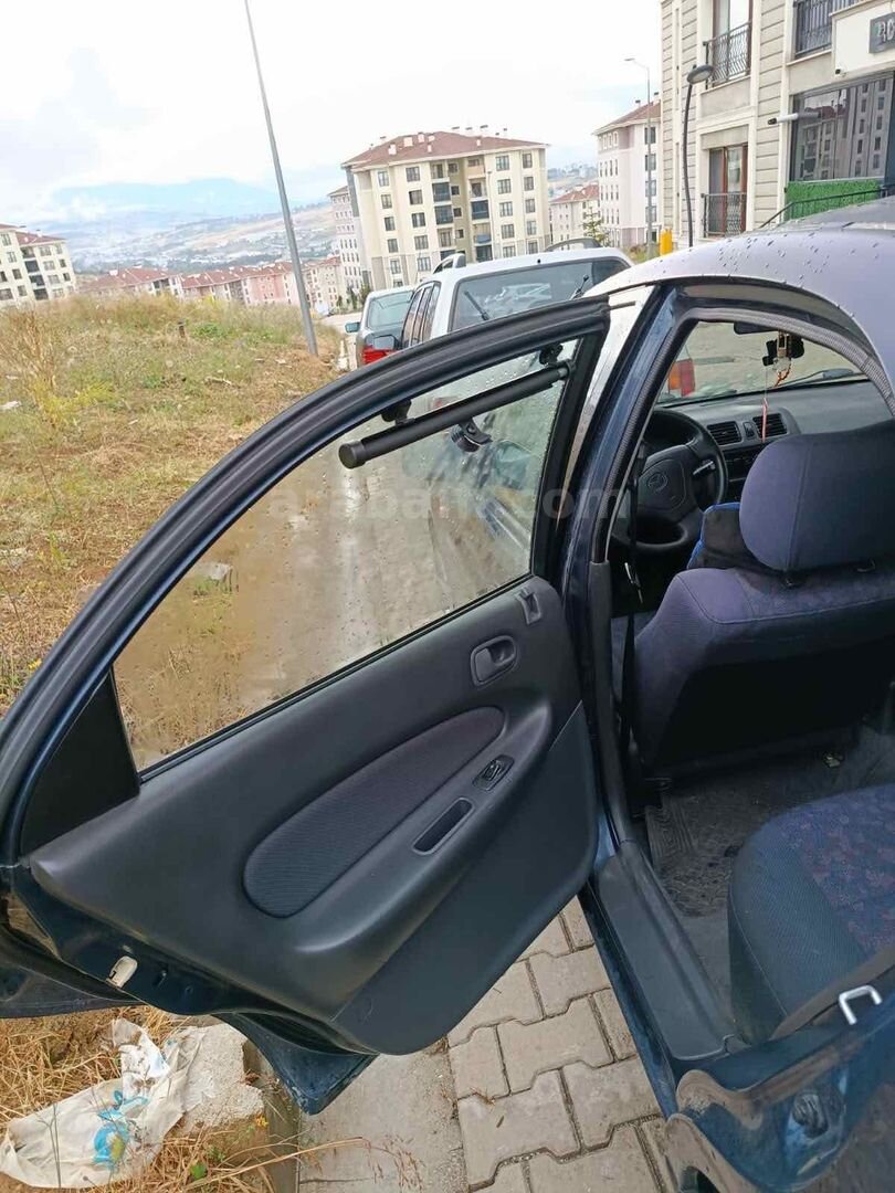 Sahibinden Mazda 323 1.5 1998 Model Samsun 200.000 km Mavi 7