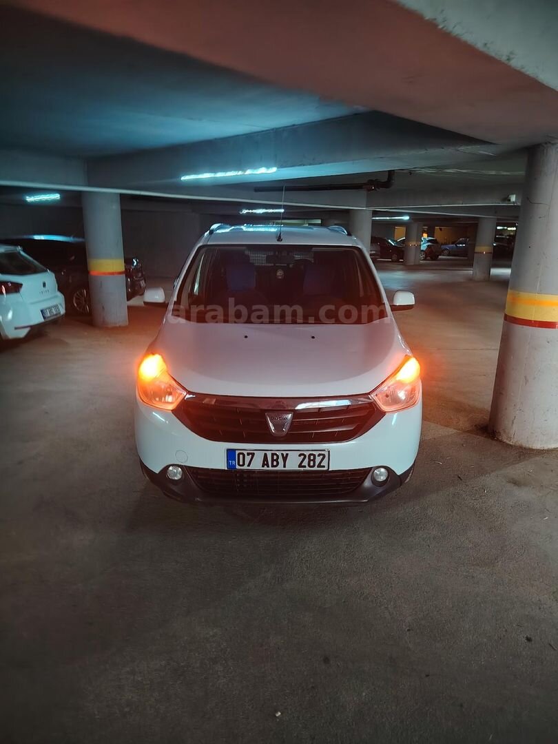 Sahibinden Dacia Lodgy 1.5 dCi Laureate 2014 Model Antalya 250.000 km Beyaz 4