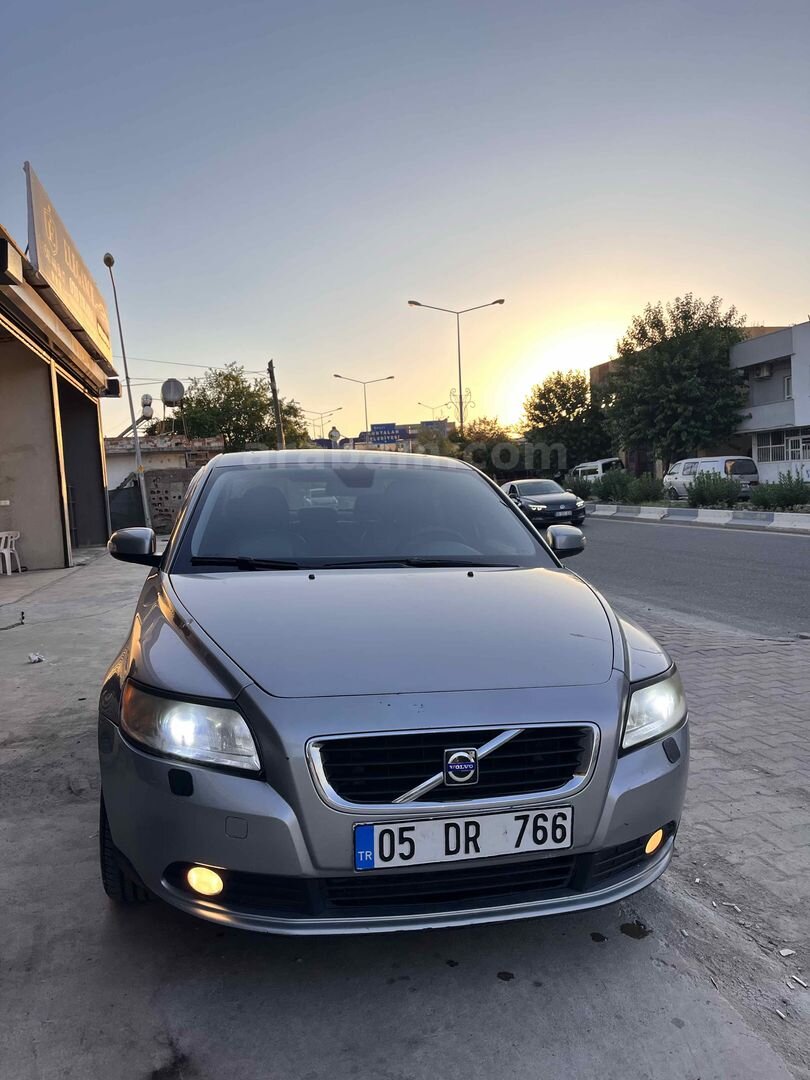 Sahibinden Volvo S40 1.6 D R-Design 2009 Model Siirt 230.000 km Gri 6