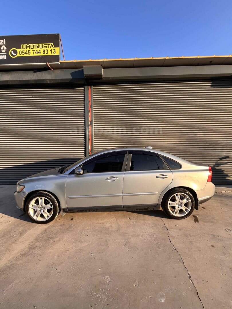 Sahibinden Volvo S40 1.6 D R-Design 2009 Model Siirt 230.000 km Gri 4