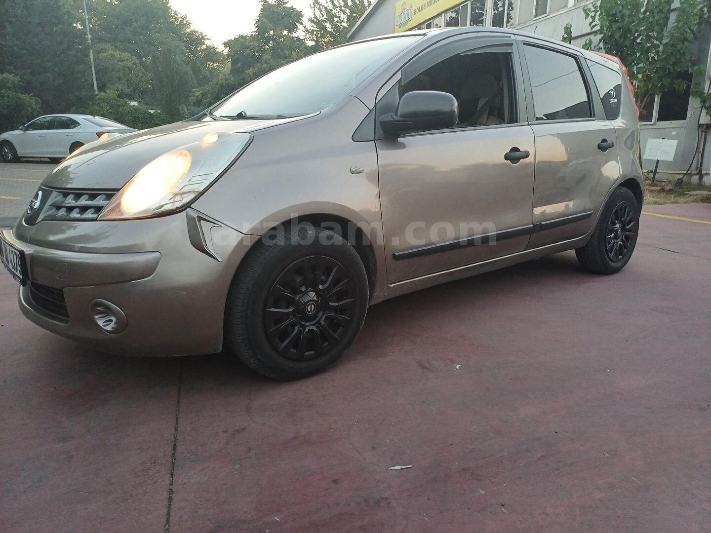 Sahibinden Nissan Note 1.4 Tekna 2008 Model İstanbul 202.000 km Şampanya 4