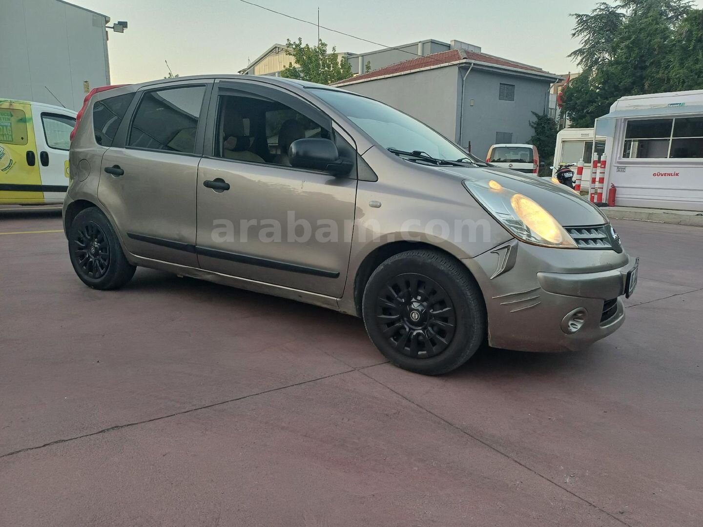 Sahibinden Nissan Note 1.4 Tekna 2008 Model İstanbul 202.000 km Şampanya 3