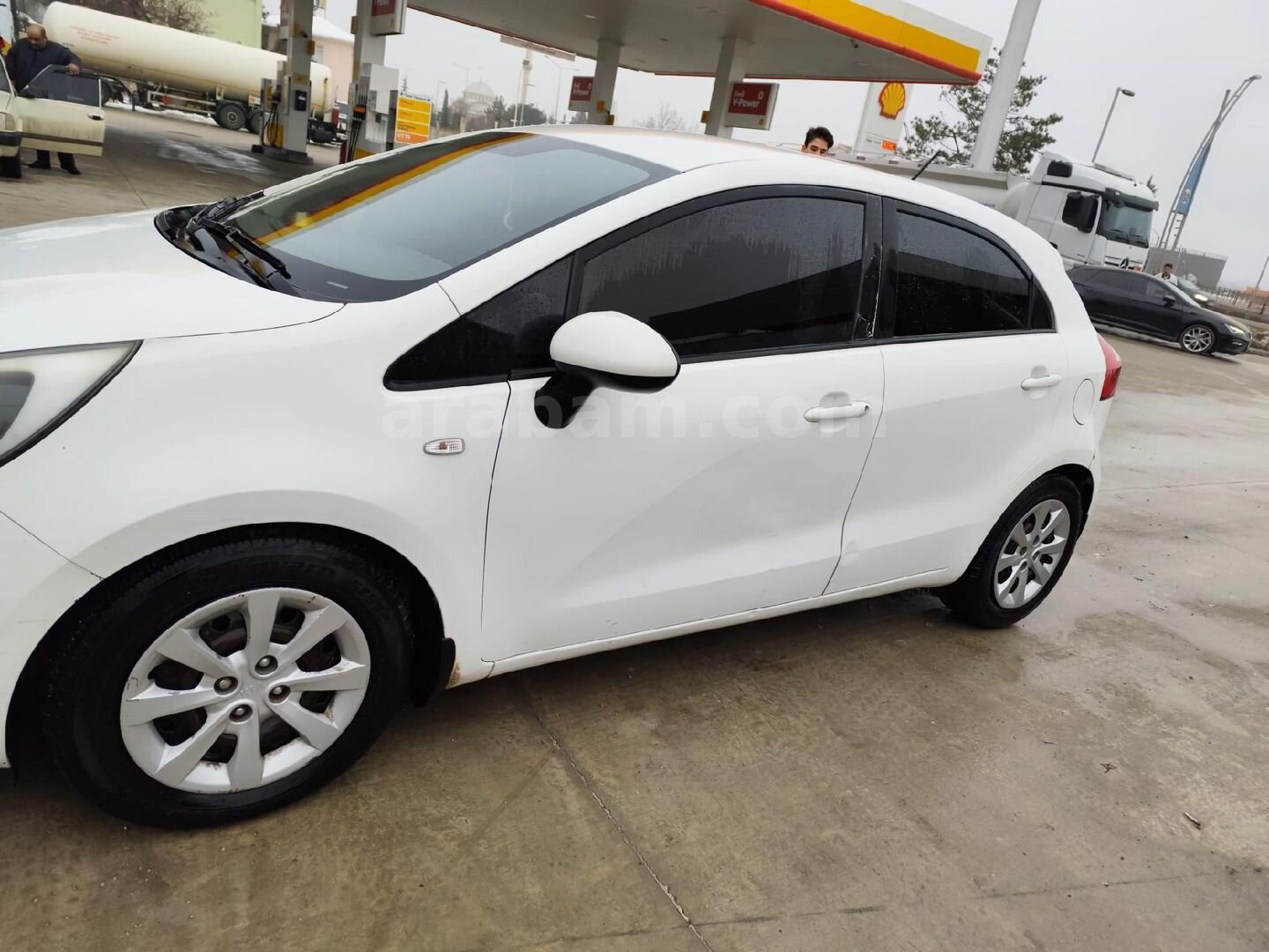 Sahibinden Kia Rio 1.4 CRDi Natty 2014 Model Batman 407.000 km Beyaz 1