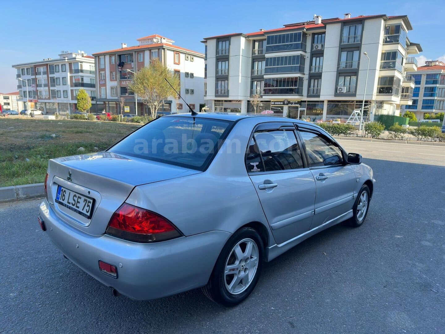 Sahibinden Mitsubishi Lancer 1.6 Invite 2007 Model Bursa 340.000 km Gri 3