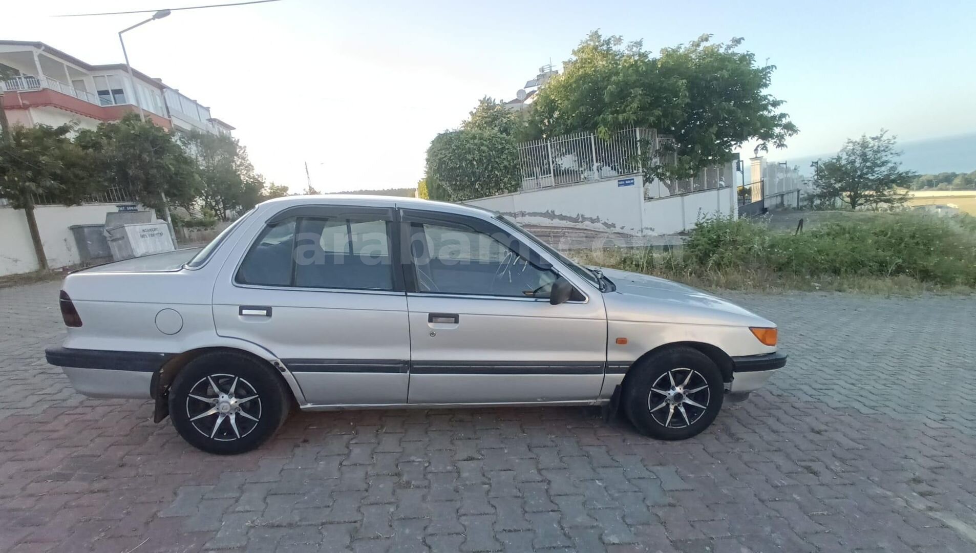 Sahibinden Mitsubishi Lancer 1.5 GLX 1990 Model Samsun 626.000 km Gri 3