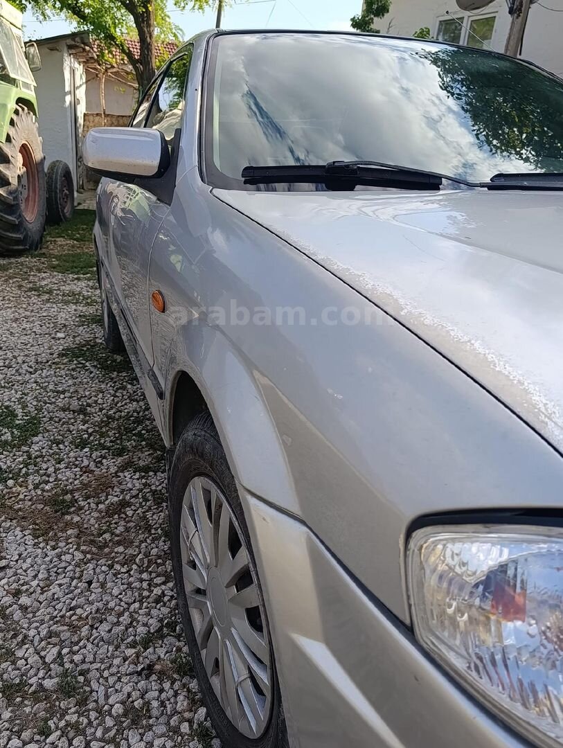 Sahibinden Mazda 323 1.5 Familia 1999 Model Ankara 320.000 km Gri (Gümüş) 3