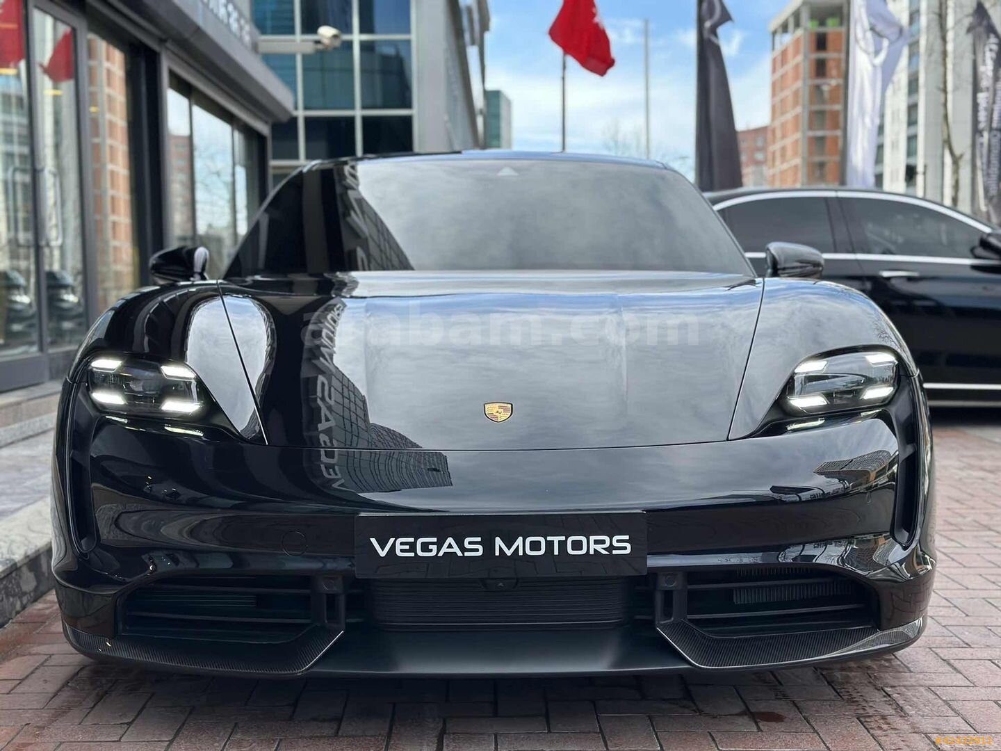 Galeriden Porsche Taycan Elektrik Turbo S 2020 Model İstanbul 45.000 km Siyah 2